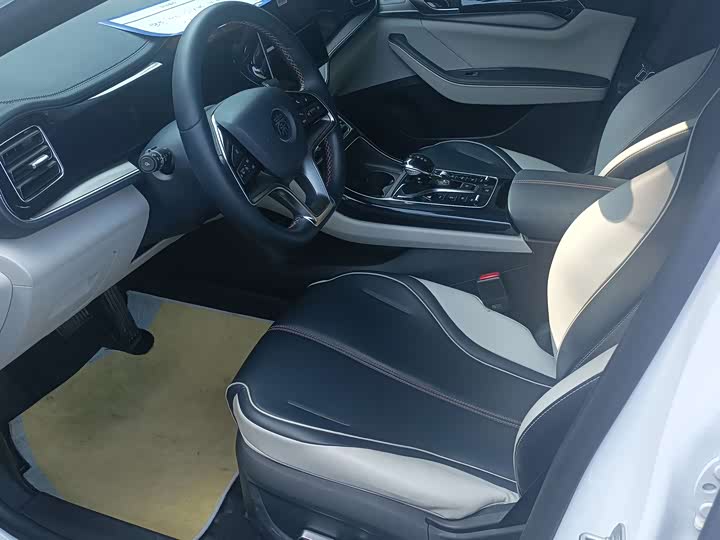 BYD Qin Plus, 2022 — фото 4 из 9