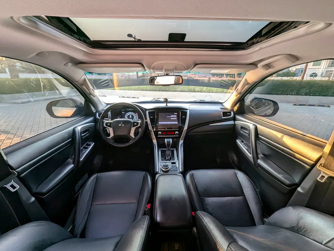 Mitsubishi Montero Sport, 2023 — фото 10 из 10
