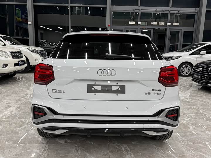 Audi Q2L, 2022 — фото 4 из 9