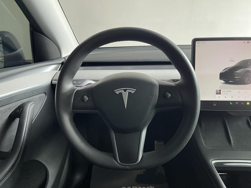 Tesla Model Y, 2023 — фото 10 из 12