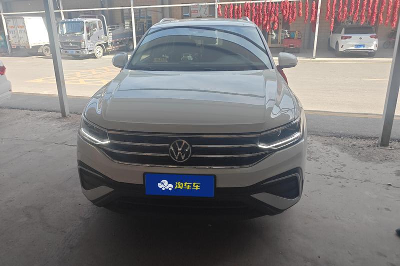 Volkswagen Tiguan L Pro, 2023 — фото 2 из 11