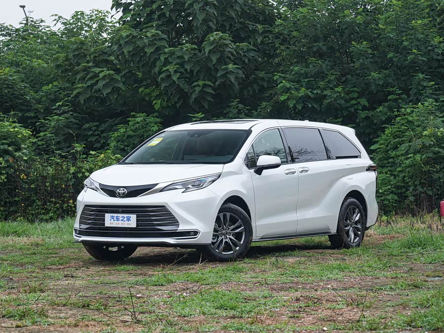 Toyota Sienna, 2026 — купить в Саранске под ключ