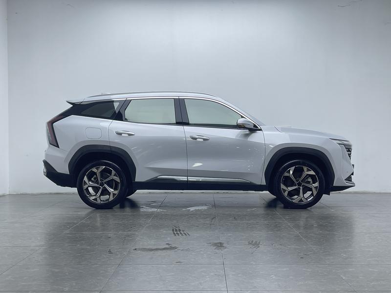 Geely Atlas L, 2024 — фото 8 из 12