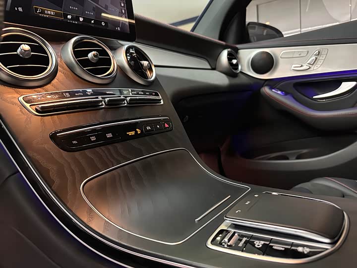 Mercedes-Benz GLC-Class AMG, 2022 — фото 8 из 9