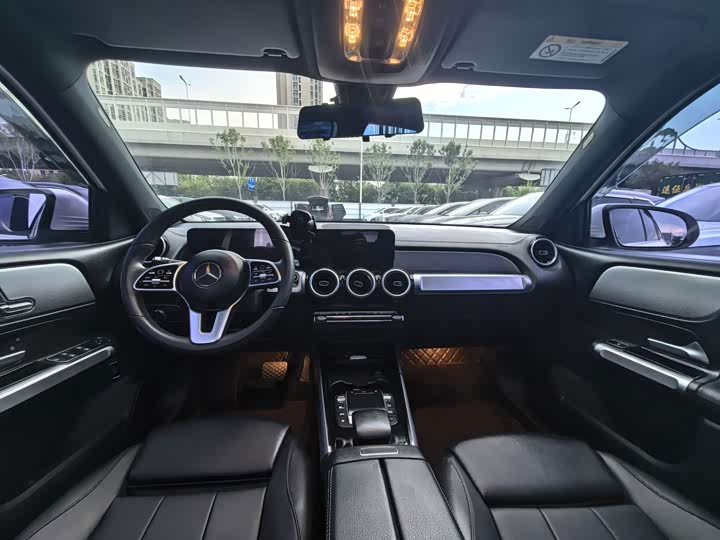 Mercedes-Benz GLB-Class, 2022 — фото 6 из 9