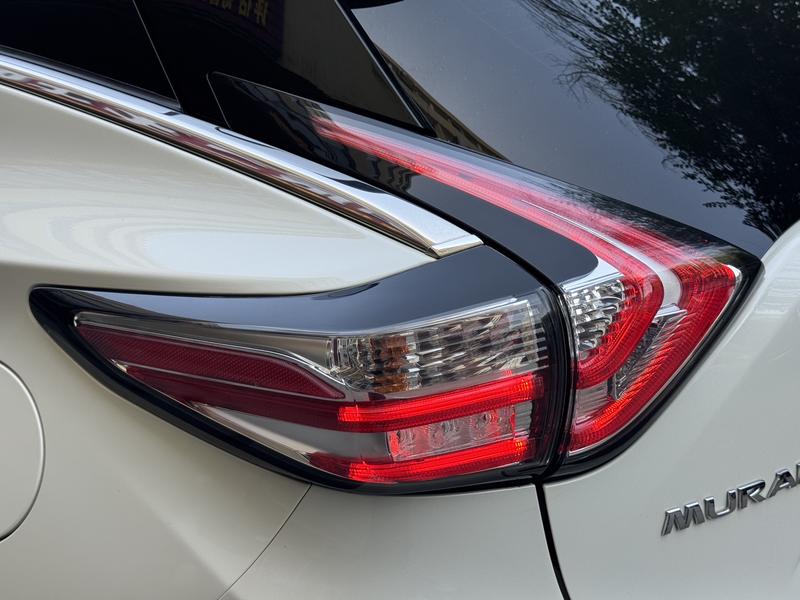 Nissan Murano, 2023 — фото 9 из 12