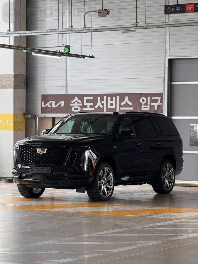 Cadillac Escalade, 2026