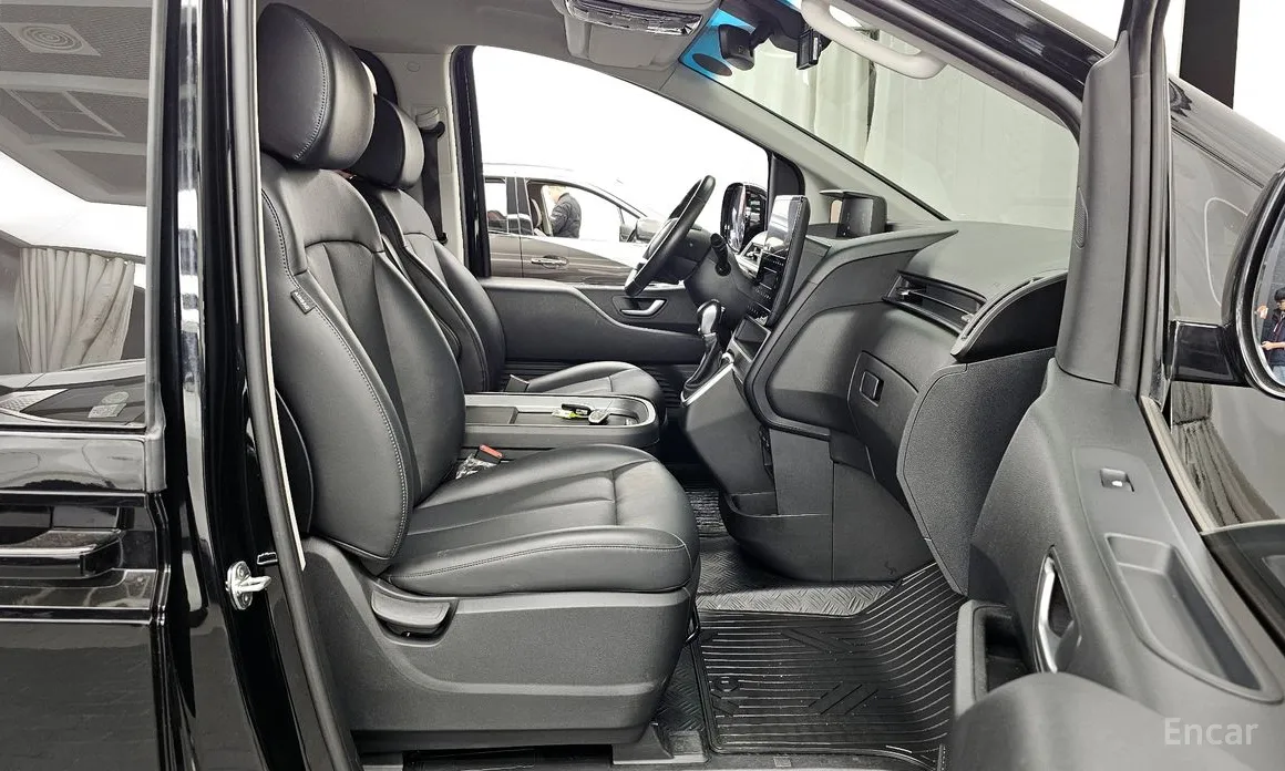 Hyundai Staria, 2021 — фото 11 из 12