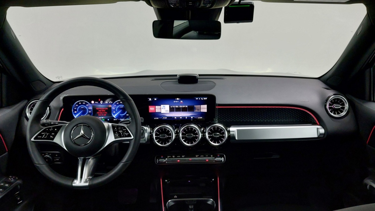Mercedes-Benz EQB, 2025 — фото 7 из 12