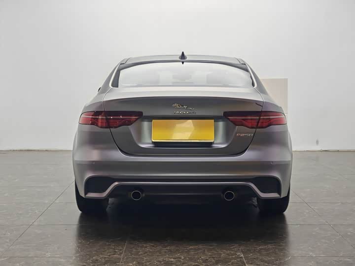 Jaguar XE L, 2023 — фото 6 из 9