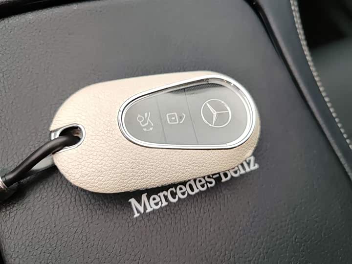 Mercedes-Benz C-Class, 2023 — фото 9 из 9