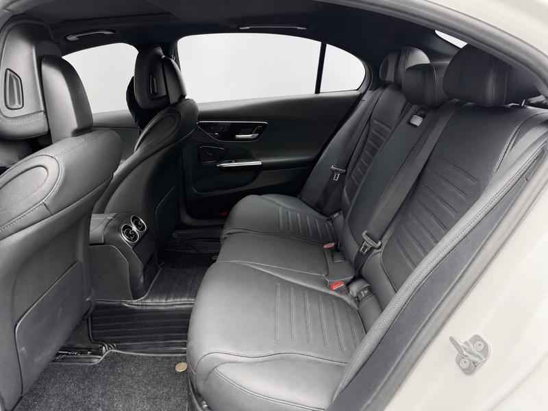 Mercedes-Benz C-Class, 2023 — фото 10 из 11