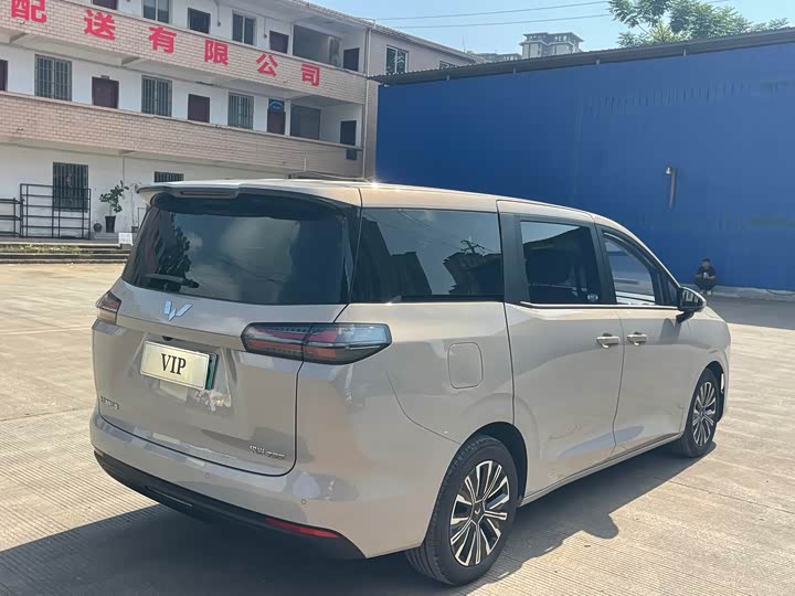 Wuling Starlight 730 Hybrid/EV, 2025 — фото 5 из 9