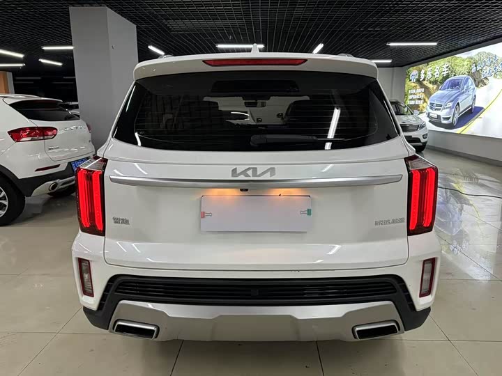 Kia Sportage GT-line, 2023 — фото 7 из 12