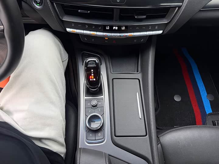 Cadillac CT5, 2022 — фото 9 из 9