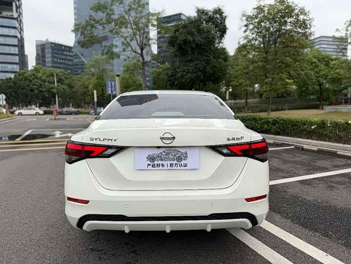 Nissan Sylphy, 2022 — фото 7 из 9