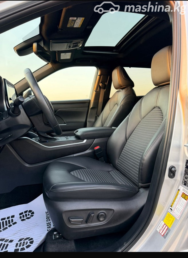 Toyota Highlander, 2024 — фото 10 из 12