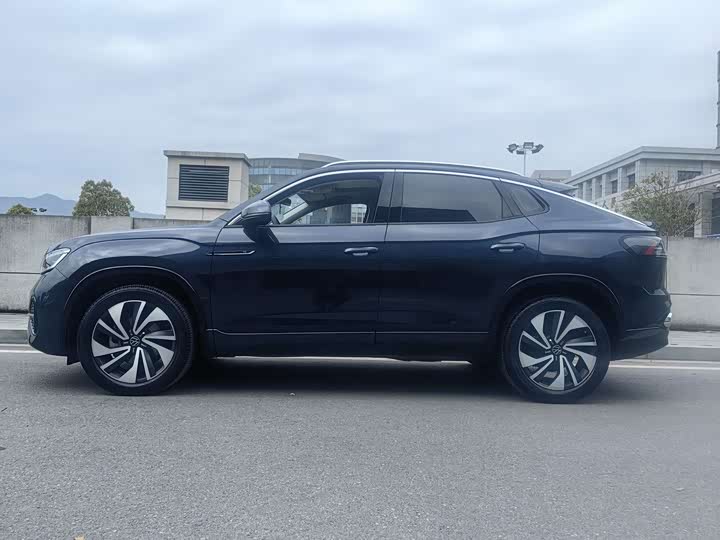 Volkswagen Tayron X, 2023 — фото 7 из 9