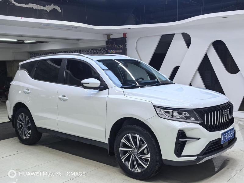 Geely Vision X6, 2022 — фото 3 из 12