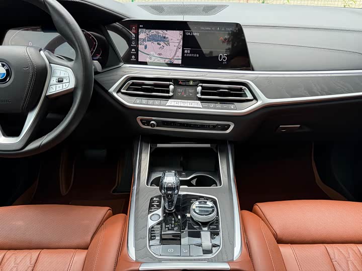 BMW X7, 2022 — фото 7 из 9