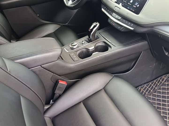 Cadillac XT4, 2021 — фото 9 из 9