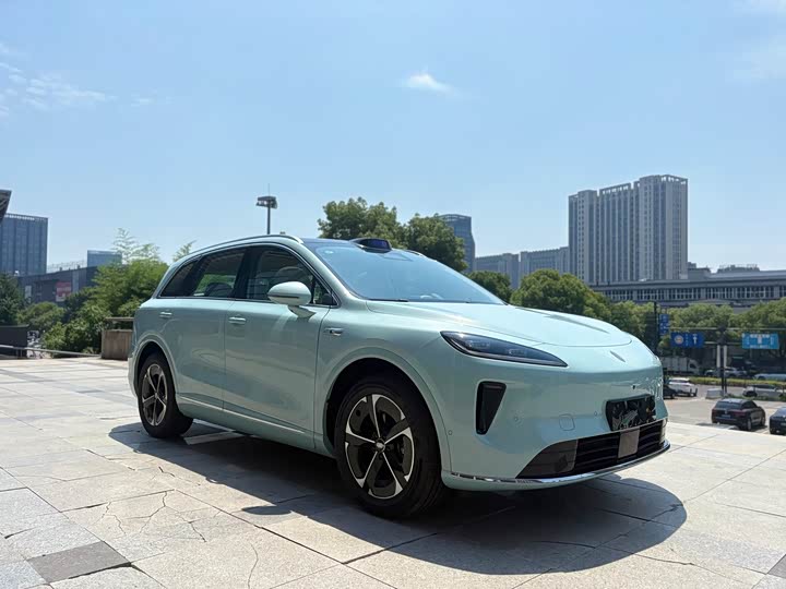 Shangjie (Huawei × SAIC) H5, 2026 — фото 3 из 9