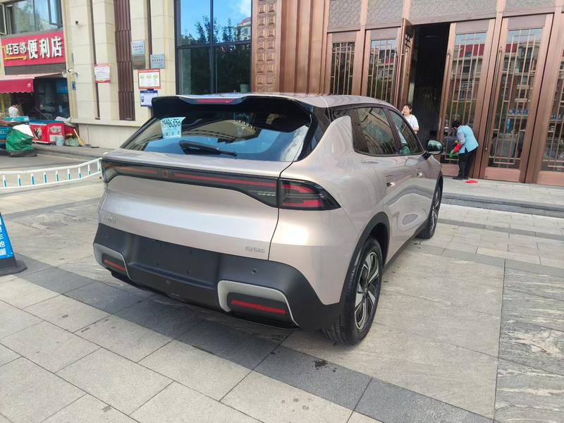 Changan Qiyuan (Nevo) Q05, 2025 — фото 6 из 9