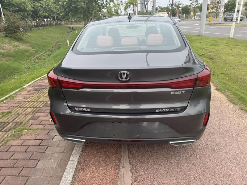 Changan Eado Plus, 2022 — фото 5 из 11