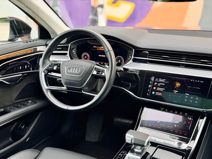 Audi A8 Hybrid, 2021 — фото 8 из 9