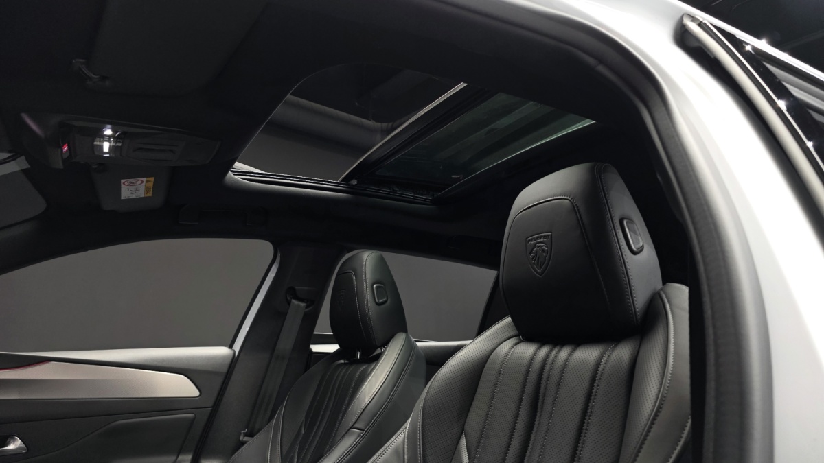 Peugeot 408, 2024 — фото 12 из 12
