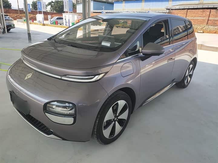 Baojun Yunduo, 2023 — купить в Костроме под ключ