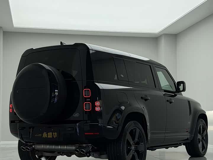 Land Rover Defender, 2022 — фото 4 из 9