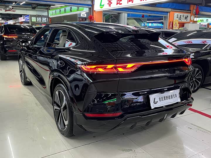 BYD Song L, 2023 — фото 4 из 9