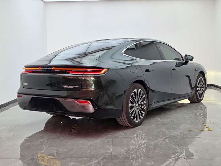 Geely Galaxy Starshine 8 EM-i, 2025 — фото 6 из 9