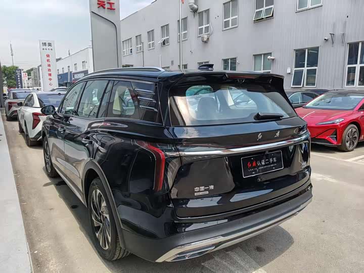 Hongqi HS7 Hybrid, 2026 — фото 9 из 9