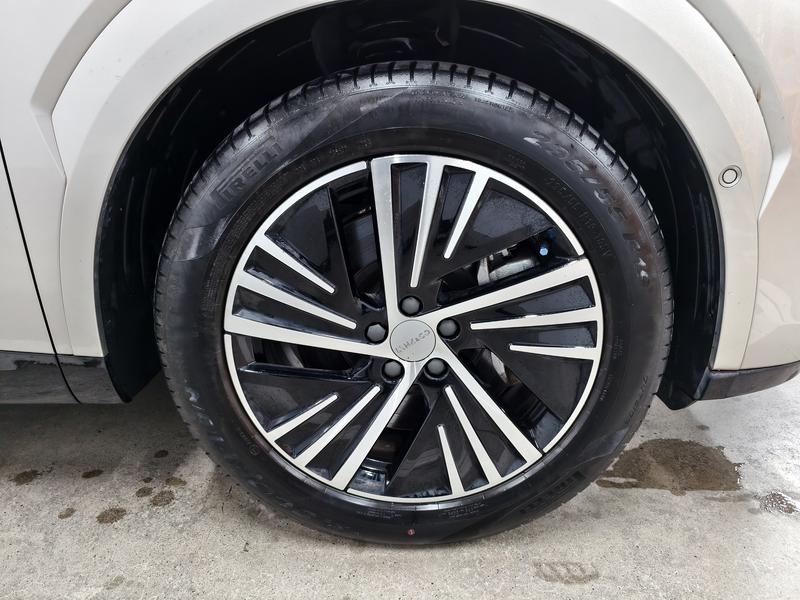 Lynk & Co 08 EM-P Hybrid, 2024 — фото 9 из 12