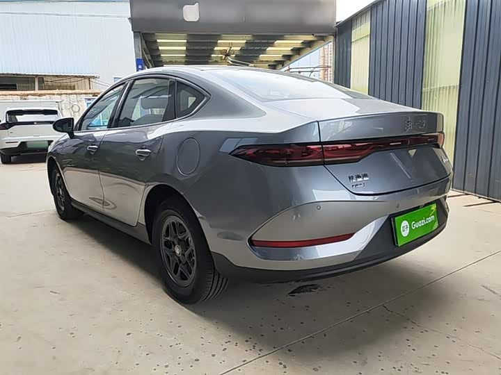 BYD Qin Plus, 2026 — фото 5 из 9