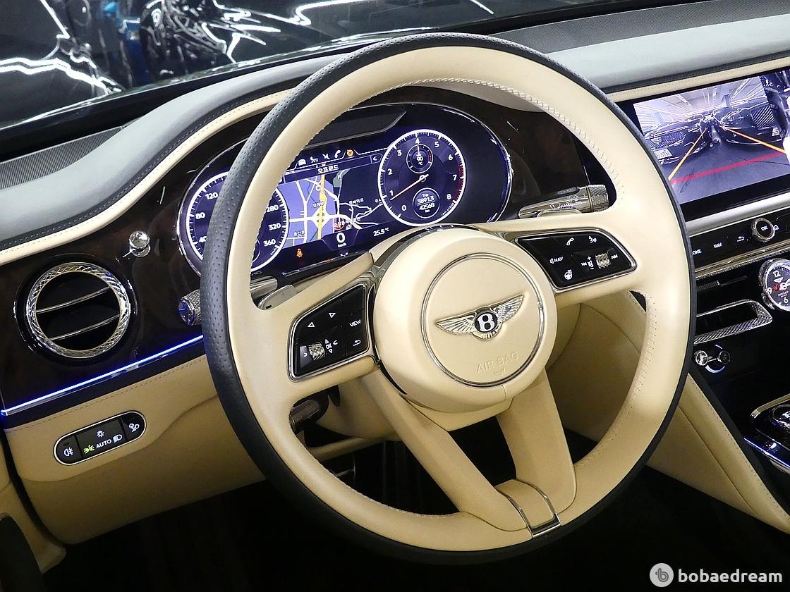 Bentley Flying Spur, 2022 — фото 11 из 12