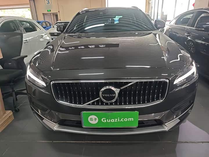 Volvo V90, 2021 — фото 3 из 9
