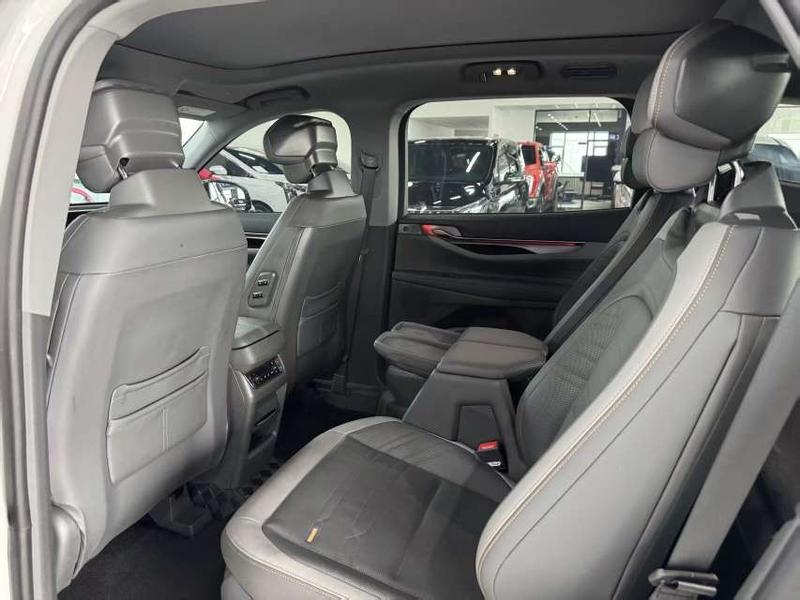 Ford Edge, 2024 — фото 9 из 10