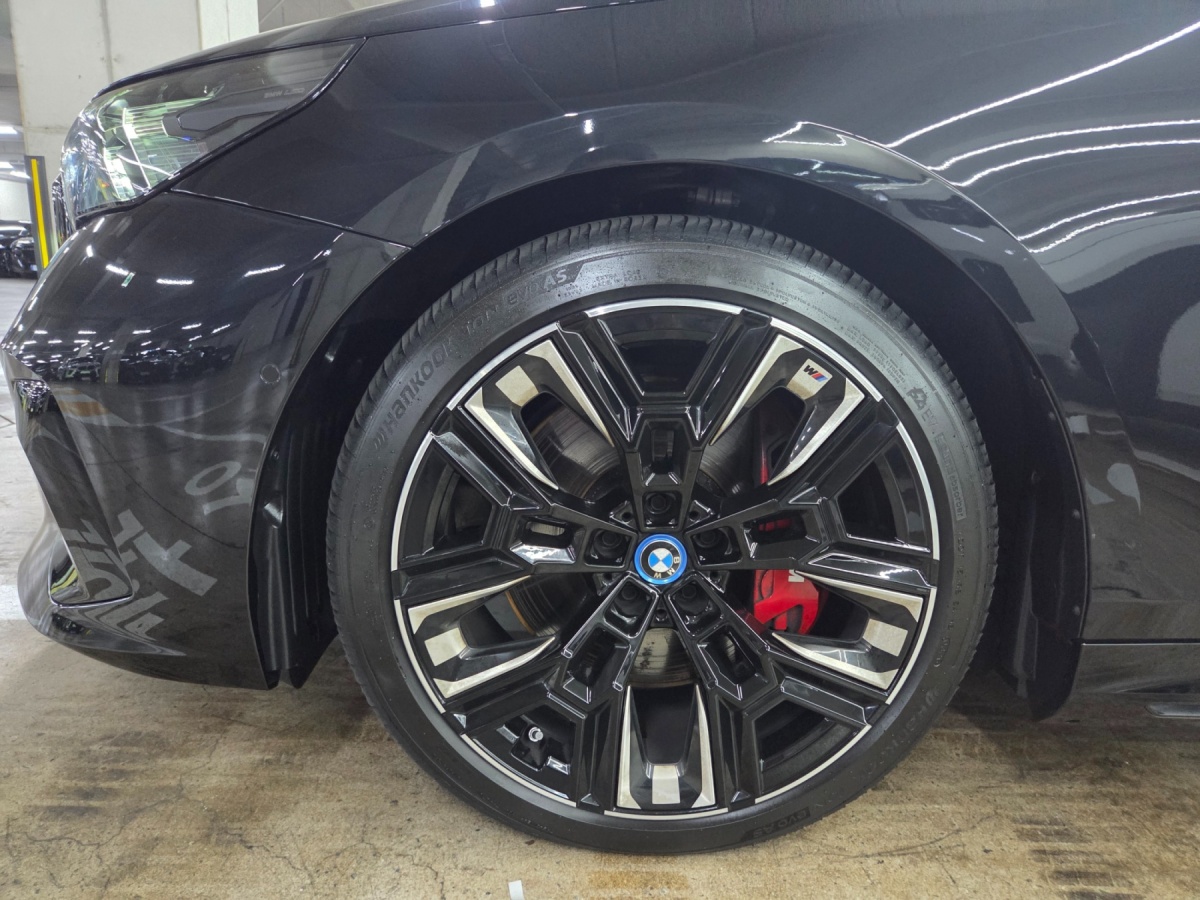 BMW i5, 2025 — фото 5 из 12