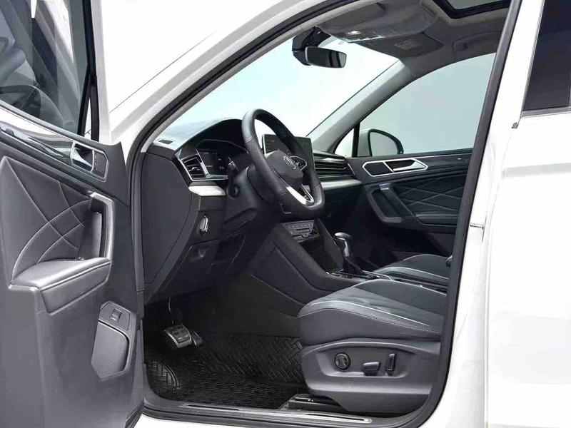 Volkswagen Tiguan L Pro, 2022 — фото 7 из 9