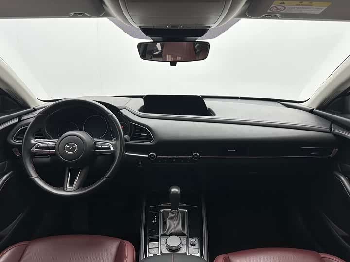 Mazda CX-30, 2023 — фото 7 из 9