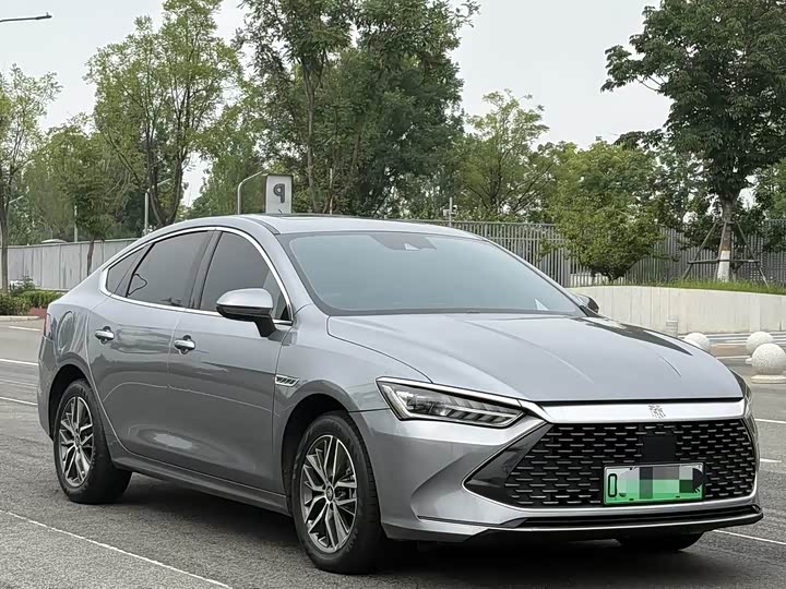 BYD Qin Plus, 2023 — фото 3 из 9
