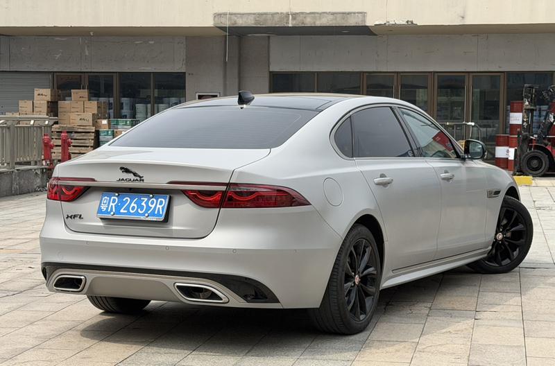 Jaguar XF L, 2023 — фото 7 из 12