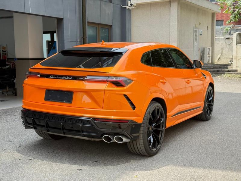 Lamborghini Urus, 2022 — фото 7 из 12