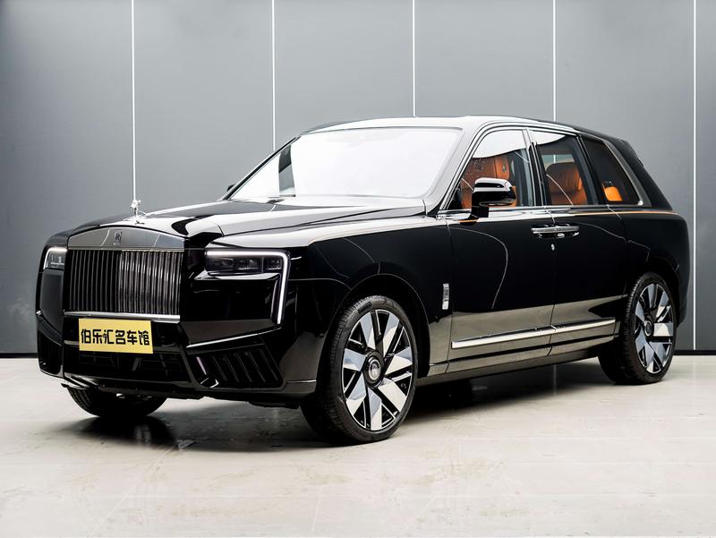 Rolls-Royce Cullinan, 2024 — купить в Чебоксарах под ключ