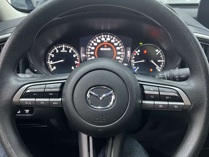 Mazda CX-50, 2023 — фото 8 из 9