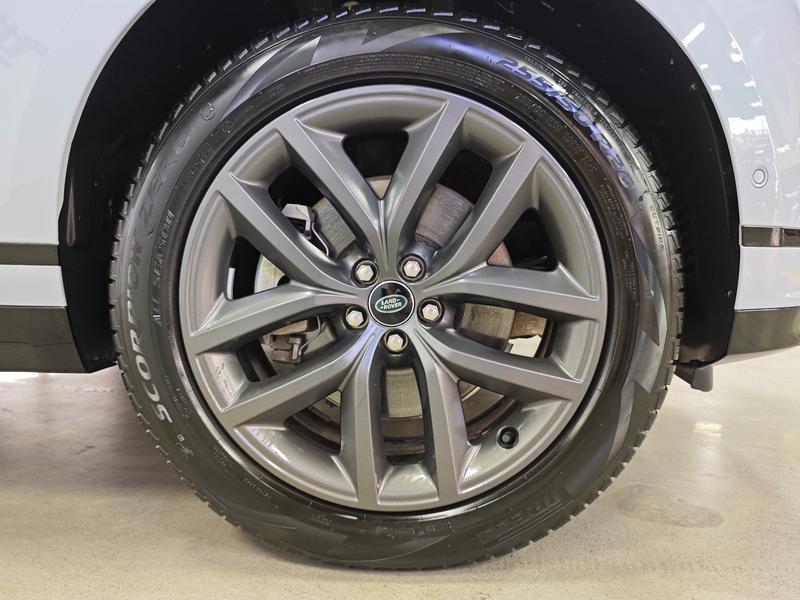 Land Rover Range Rover Velar, 2024 — фото 8 из 12