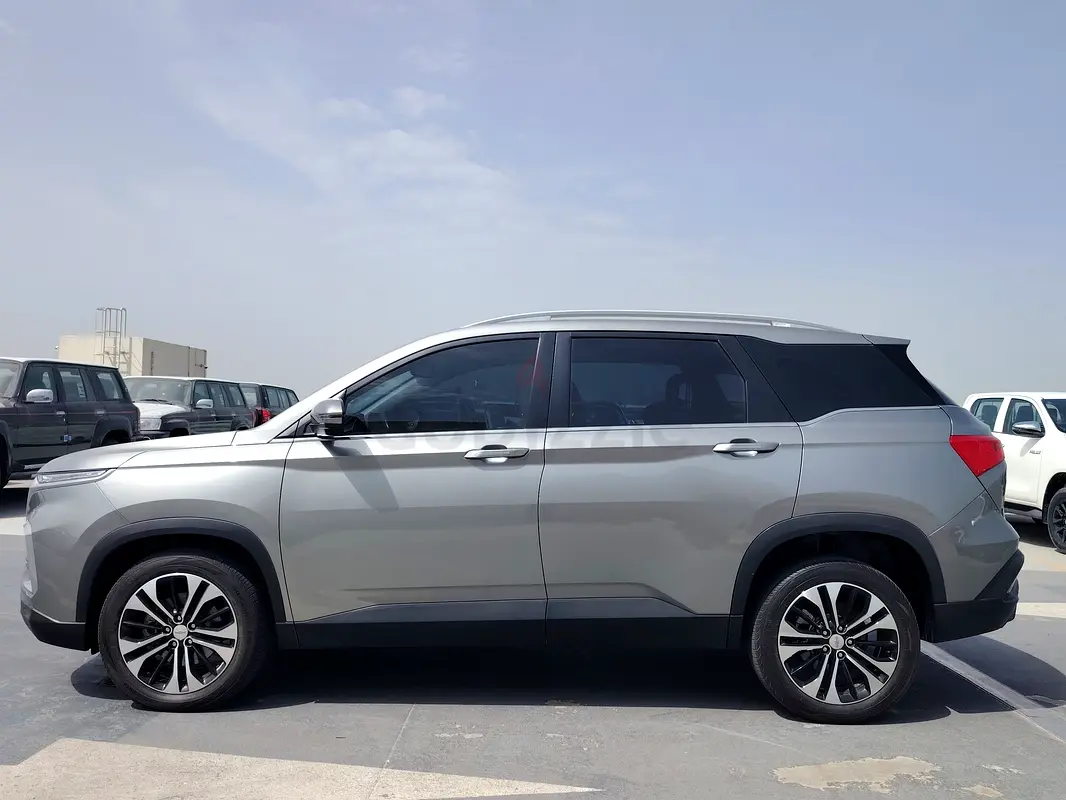 Chevrolet Captiva, 2023 — фото 2 из 7